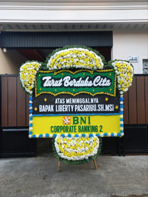 Papan Bunga Duka di Saguling