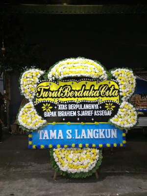 Papan Bunga Duka di Saguling