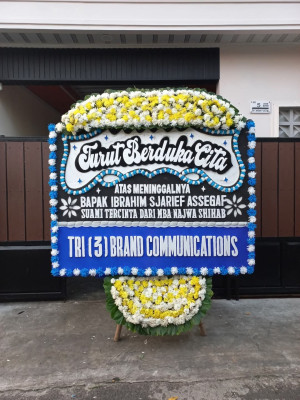 Papan Bunga Duka di Saguling